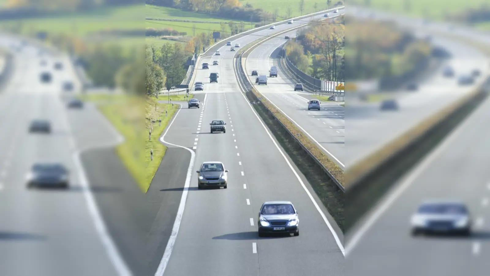 Einfädeln auf die Autobahn: Nur, wenn die rechte Fahrspur frei ist. Drängler miss-achten die Vorfahrt. (Foto: fotolia/Dream-Emotion)