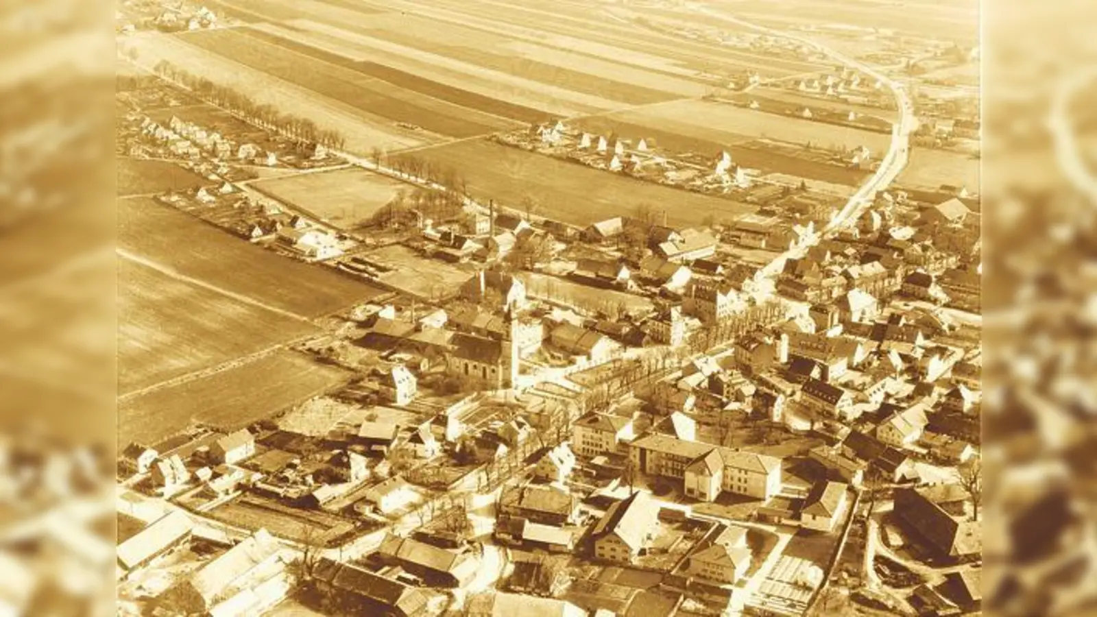 Perlach 1958  heute umschlossen von einer Millionen­metropole. 	 (Foto: Luftbildverlag Hans Bertram)