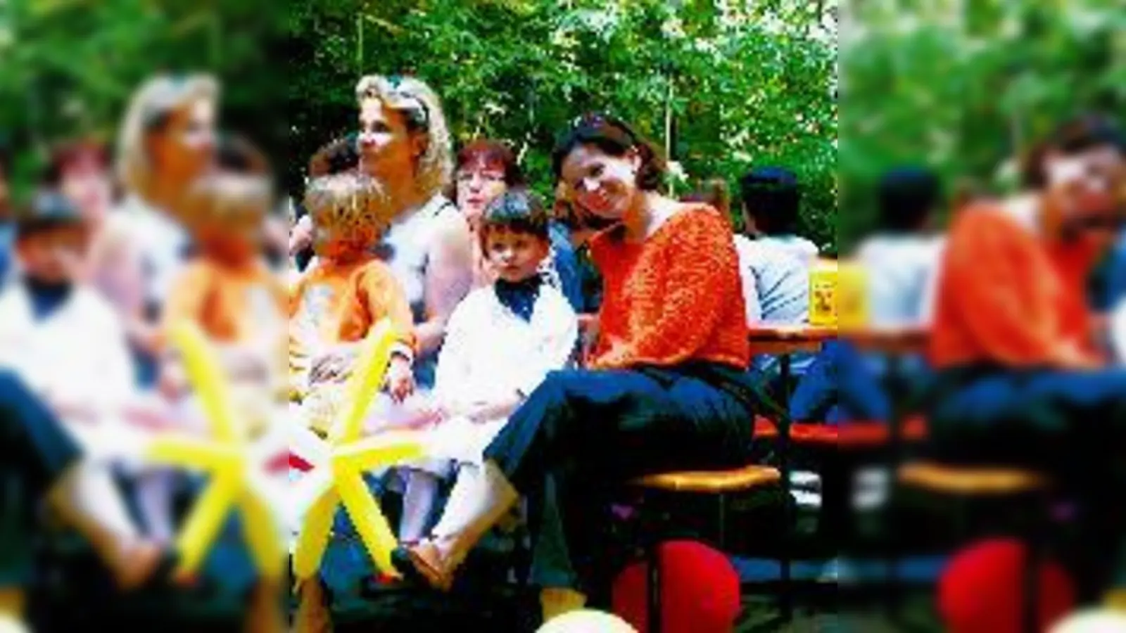 Groß und Klein genossen das Musikprogramm beim Fest des FMZ.	 (Foto: Verein)
