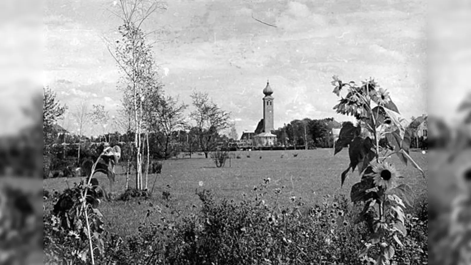 Das noch brach liegende Gartenschaugelände mit der Kirche Maria Ramersdorf 1934.  (Foto: AK Stadtteilgeschichte)