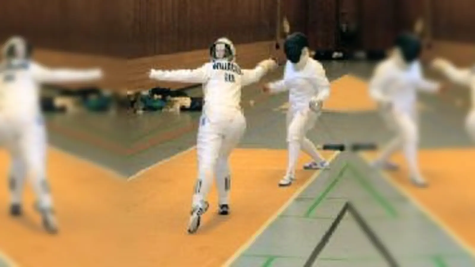 Claudia Willacker (vorne) bei einem dynamischen Angriff.	  (Foto: Verein)