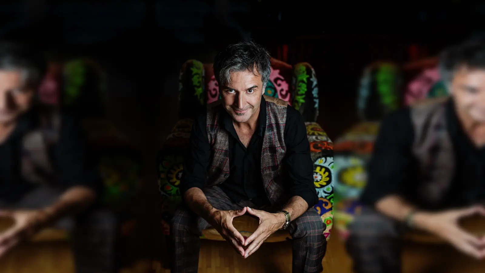 Chris Boettcher nimmt den Leistungsdruck in der Gesellschaft humorvoll aufs Korn. (Foto: Boettcher)