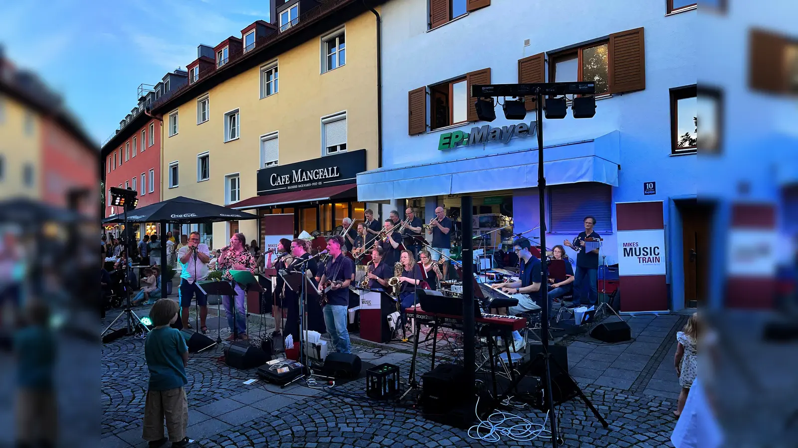 Am 25. Juli wird der Mangfall-Platz gerockt und alle sind zum Mitfeiern eingeladen. (Foto: Siedler- und Eigenheimer Verein )