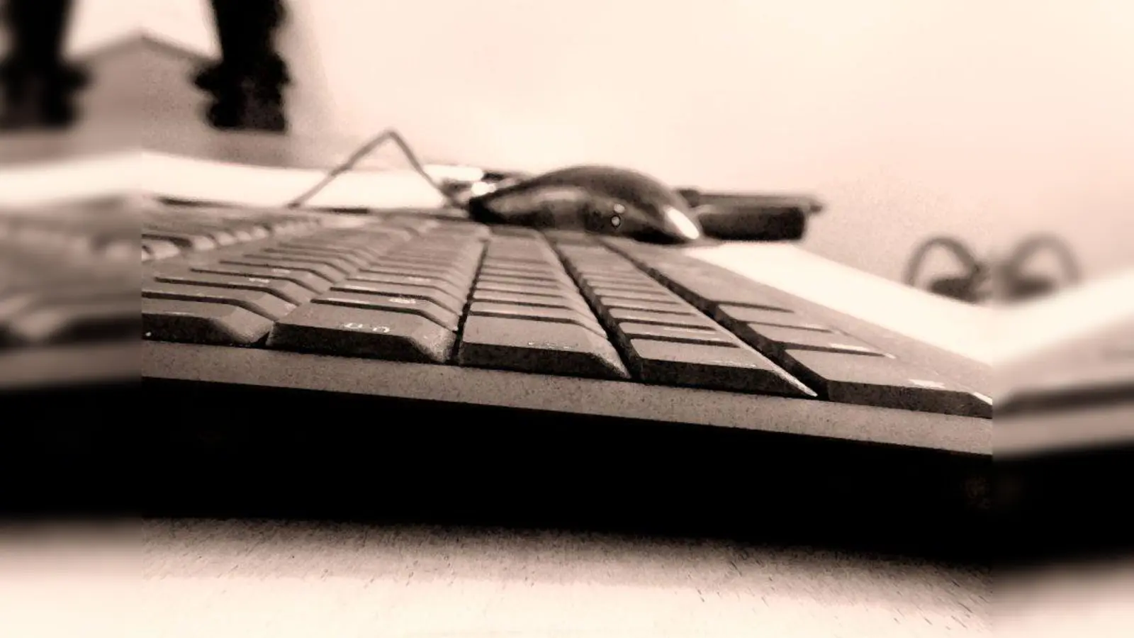 In einer repräsentativen Umfrage nannten 72 Prozent der befragten Geschäftsführer digitalen Wandel als eine der größten Herausforderungen für ihre Unternehmen. (Foto: Robert Kraus / Pixelio.de)