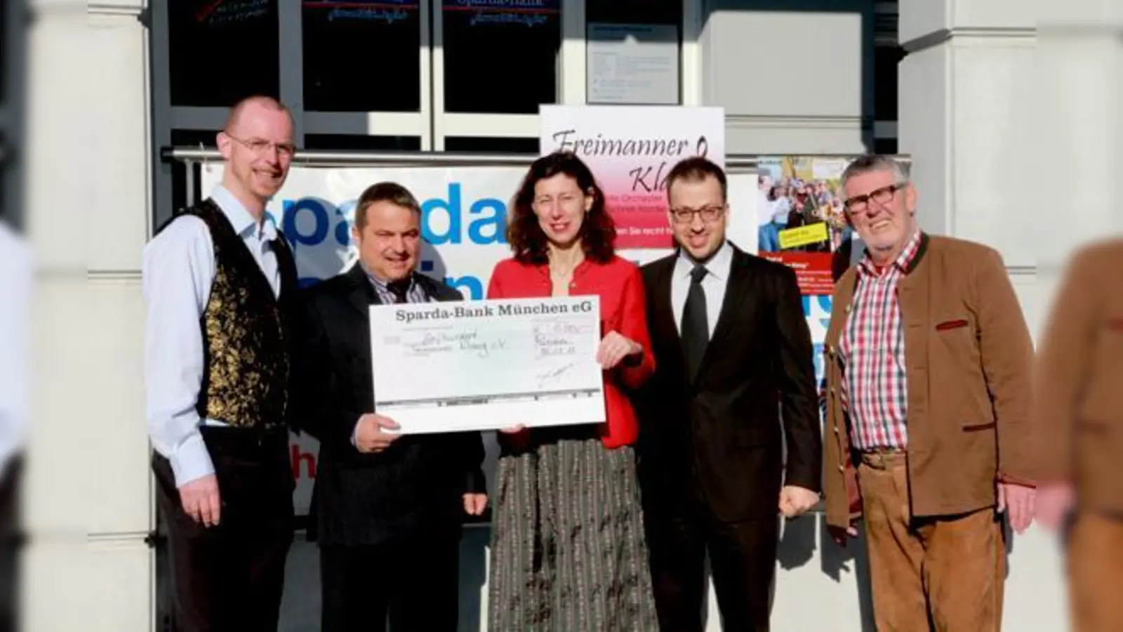 Die Gabe der Sparda-Bank wird der »Freimanner Klang« in neue Noten investieren.	 (Foto: VA)