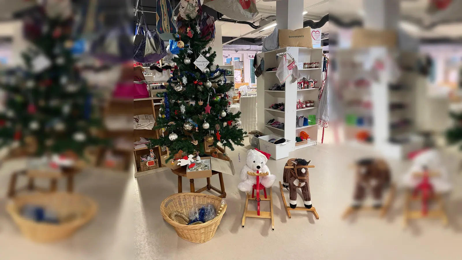 In den beiden Klawotten in Ottobrunn wird ab sofort der Rotstift angesetzt.  (Foto: Spiri Schnabel)