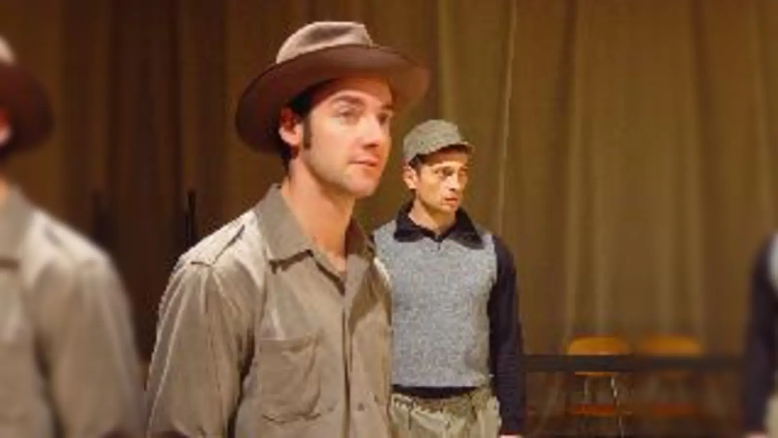 Oliver Bürgin und Hussam Nimr in dem Theaterstück »Von Mäusen und Menschen«.	  (Foto: Digi Pott)