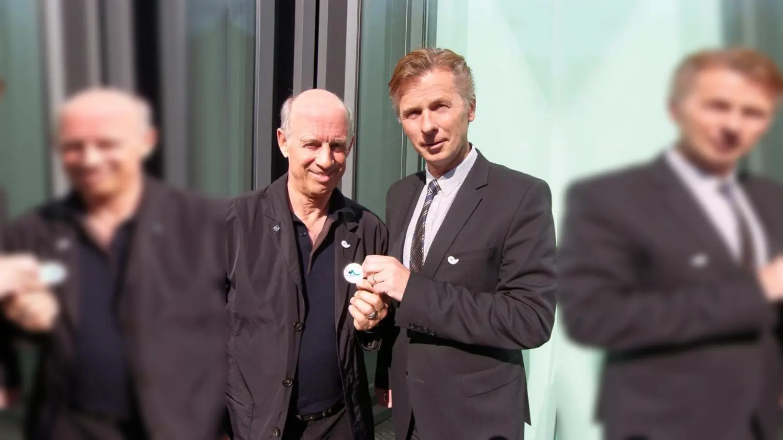 Willy Bogner, Chef der Bewerbungsgesellschaft München 2018 (li.), freut sich auf die Zusammenarbeit mit Stefan Bruckner.	 (Foto: München 2018)