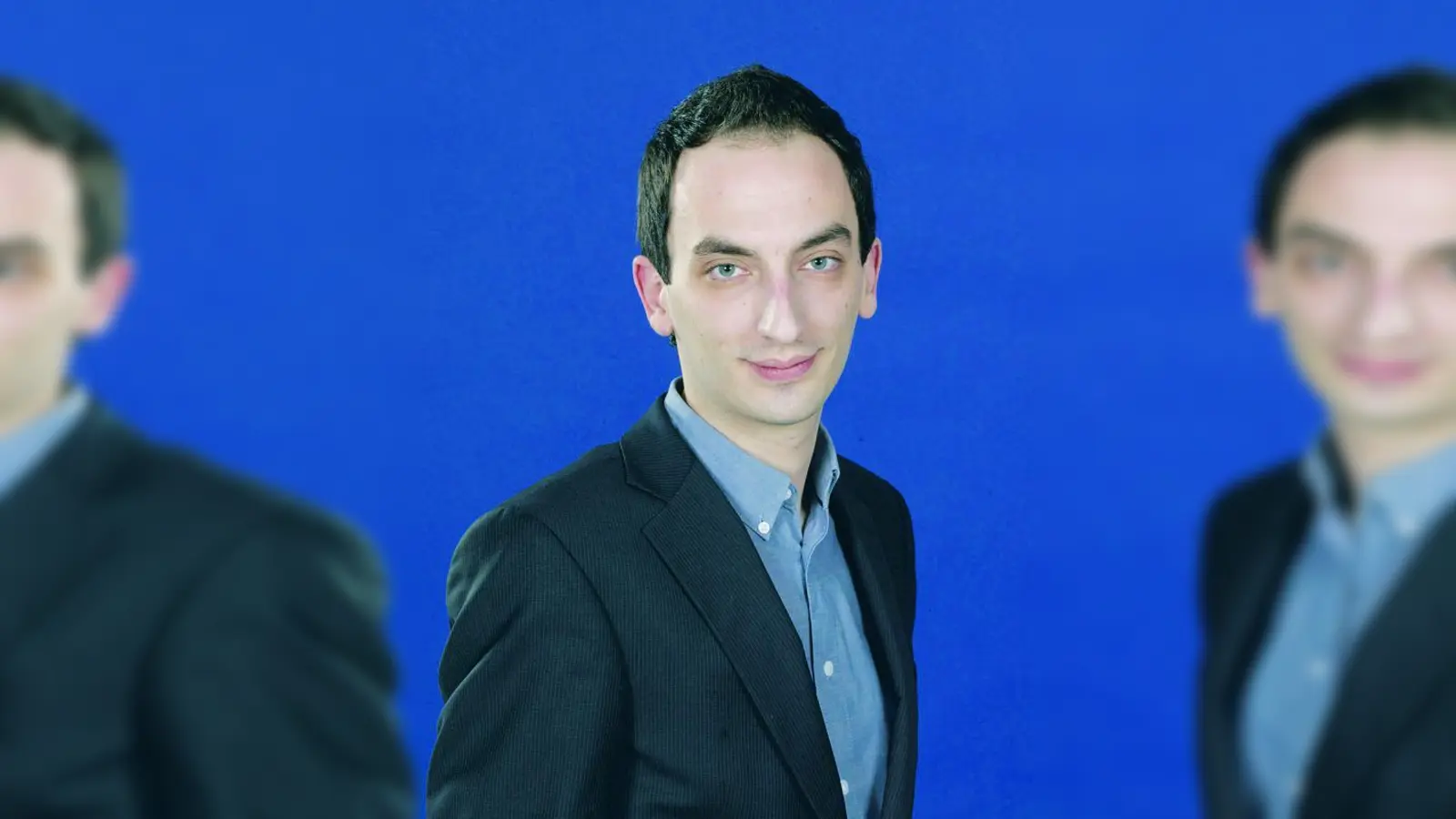 Hat seine Ausbildung zum Immobilienkaufmann (IHK) mit Bestnoten abgeschlossen: Daniel Arnone, Mitarbeiter bei Paul Schmidmaier Immobilien. (Foto: Tom Trenkle)