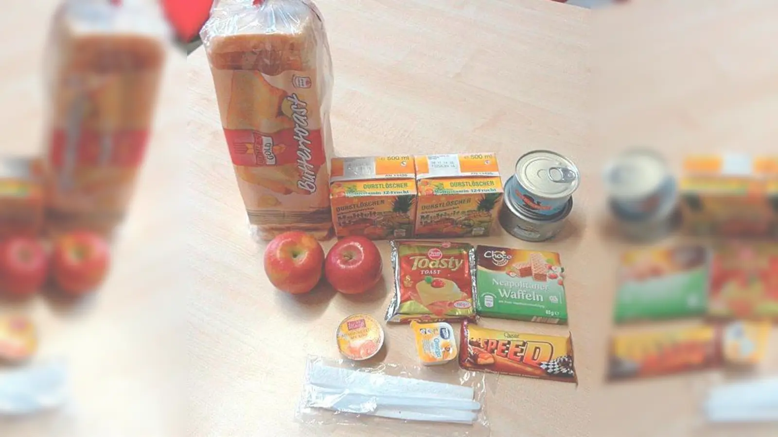 Die Bayerische Ärzteinitiative hat exemplarisch ein Lunchpaket fotografiert. 	 (Foto: VA)