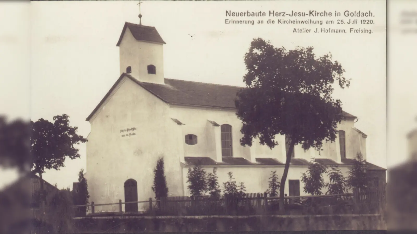 Vor 100 Jahren weihte Erzbischof Michael Faulhaber die erste Goldacher Kirche, die heute nicht mehr existiert. (Foto: Atelier J. Hofmann/Karl-Heinz Zenker)