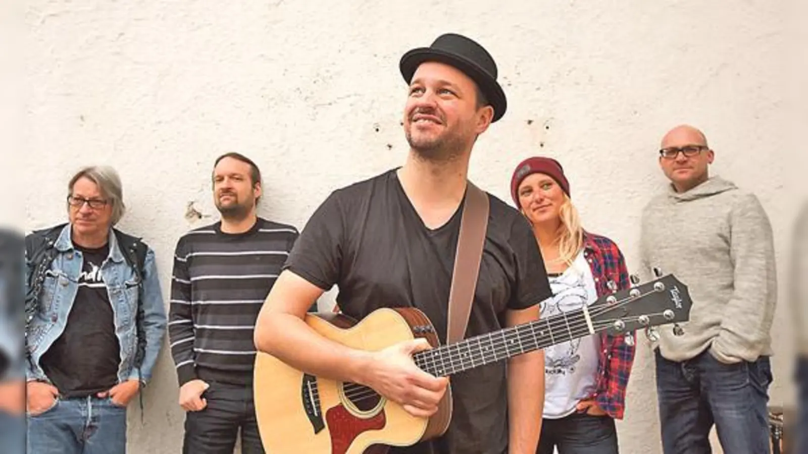 »Hundling« und »Cap On« spielen am 25. Mai im Kulturzentrum Taufkirchen. Alle sind eingeladen.	 (Foto: VA)