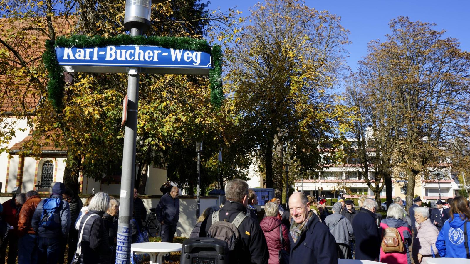 Moosacher-er-ffnen-Karl-Bucher-Weg