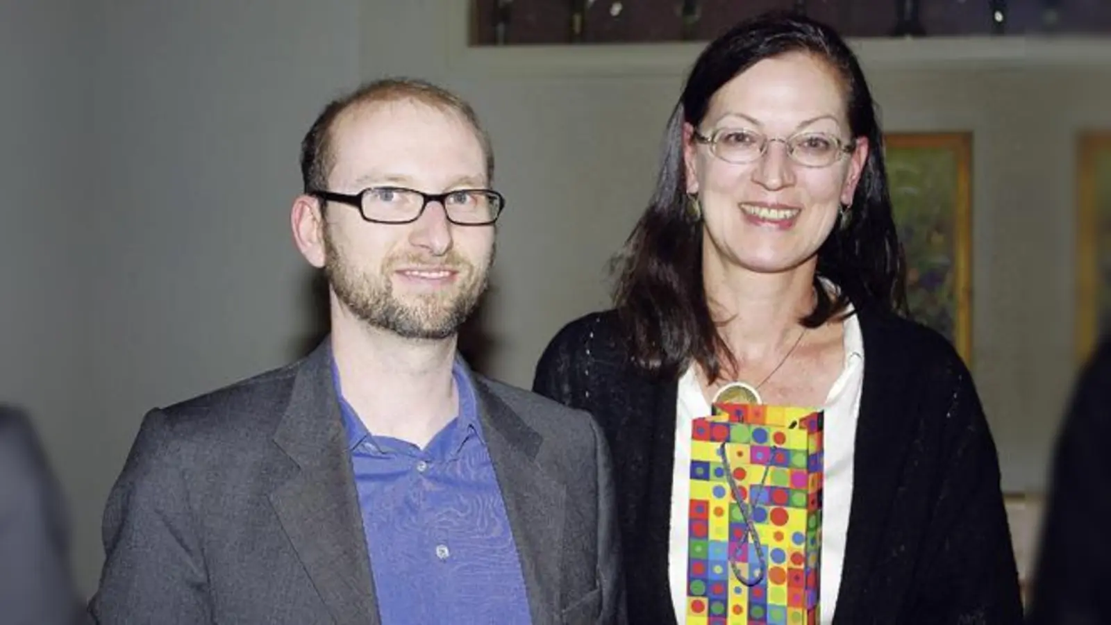 Mathias Bauer, Vorsitzender des SPD-Ortsvereins Aschheim/Dornach, begrüßte MdB Claudia Tausend in Aschheim.  (Foto: SDP Aschheim/Dornach)