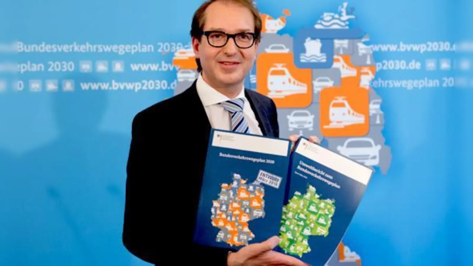 Für den vom Verkehrsminister Alexander Dobrindt veröffentlichten Entwurf zum »Bundesverkehrswegeplan 2030« läuft bis 2. Mai eine »Öffentlichkeitsbeteiligung«.	 (Foto: BMVI)