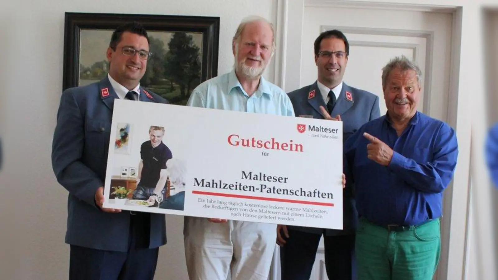 V.l.: Martin Feda (Bezirksgeschäftsführer der Malteser München),  Bürgermeister Michael Muther, Florian Bartl (Malteser Weilheim/Starnebrg) und Stephan Troberg (Nachbarschaftshilfe Weßling) wollen gemeinsam den älteren Menschen helfen. (Foto: Julia Krill)