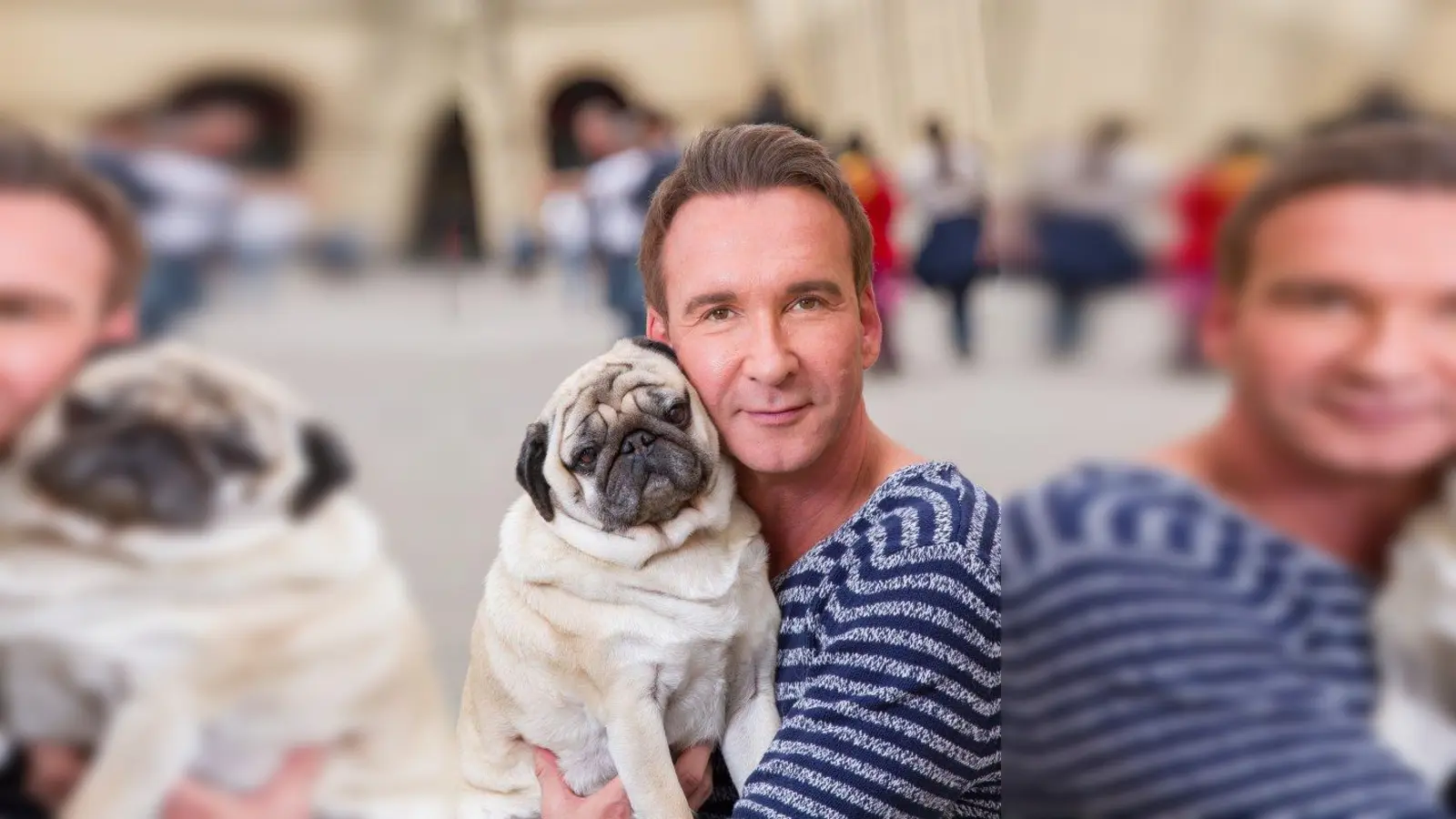 Moderator Jochen Bendel stellt im Tierheim sein Buch „Das Wunder der Bindung” vor. (Foto: Hansi Trompka/ Jafein Foto)
