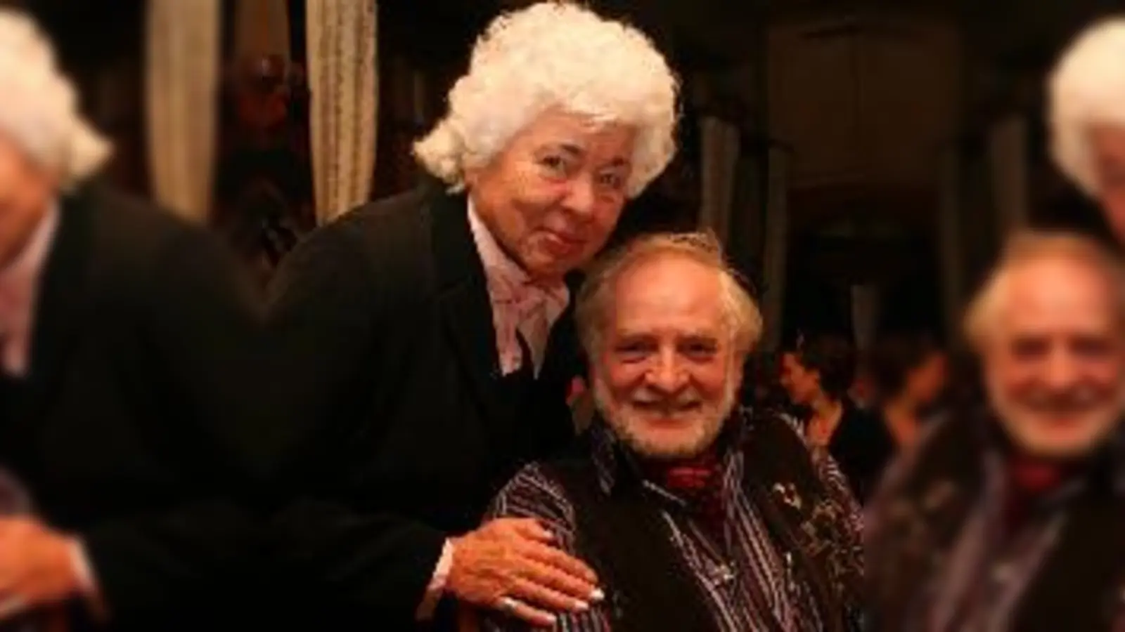 Die Schwabinger Gisela feiert ihren Geburtstag jedes Jahr mit ihren Freunden.	  (Foto: Privat)