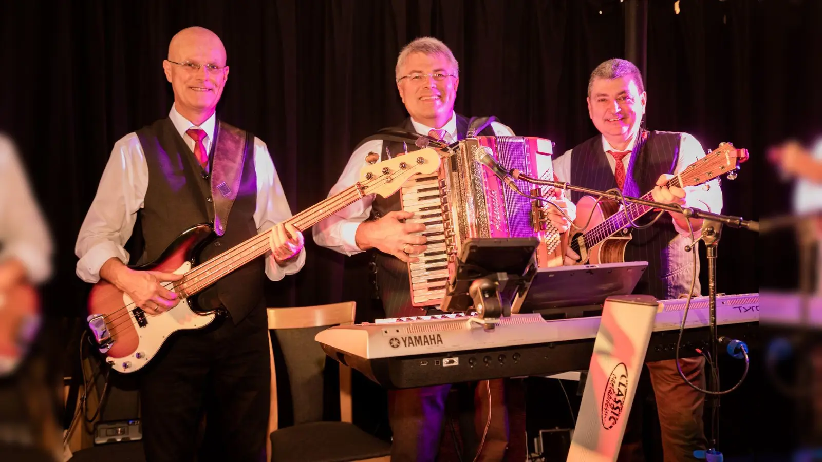 Für zünftige Stimmung sorgt beim Tanz in den Mai das Trio Peguno.  (Foto: Trio Peguno)
