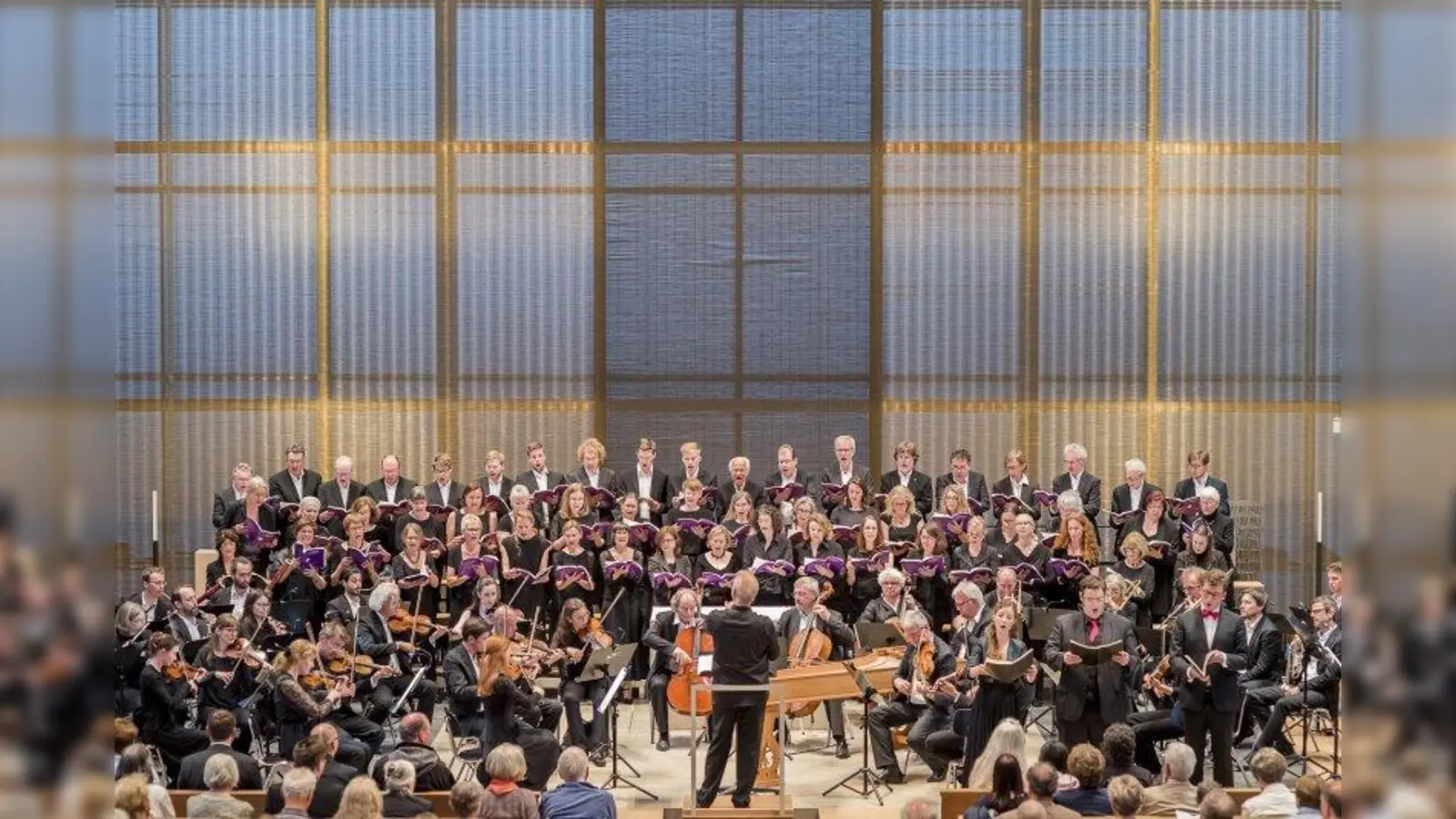 Am dritten Advent führt der Chor der Herz-Jesu-Kirche die Kantaten eins bis drei von Bachs Weihnachtsoratotium auf. (Foto: Ulrich Pitule)