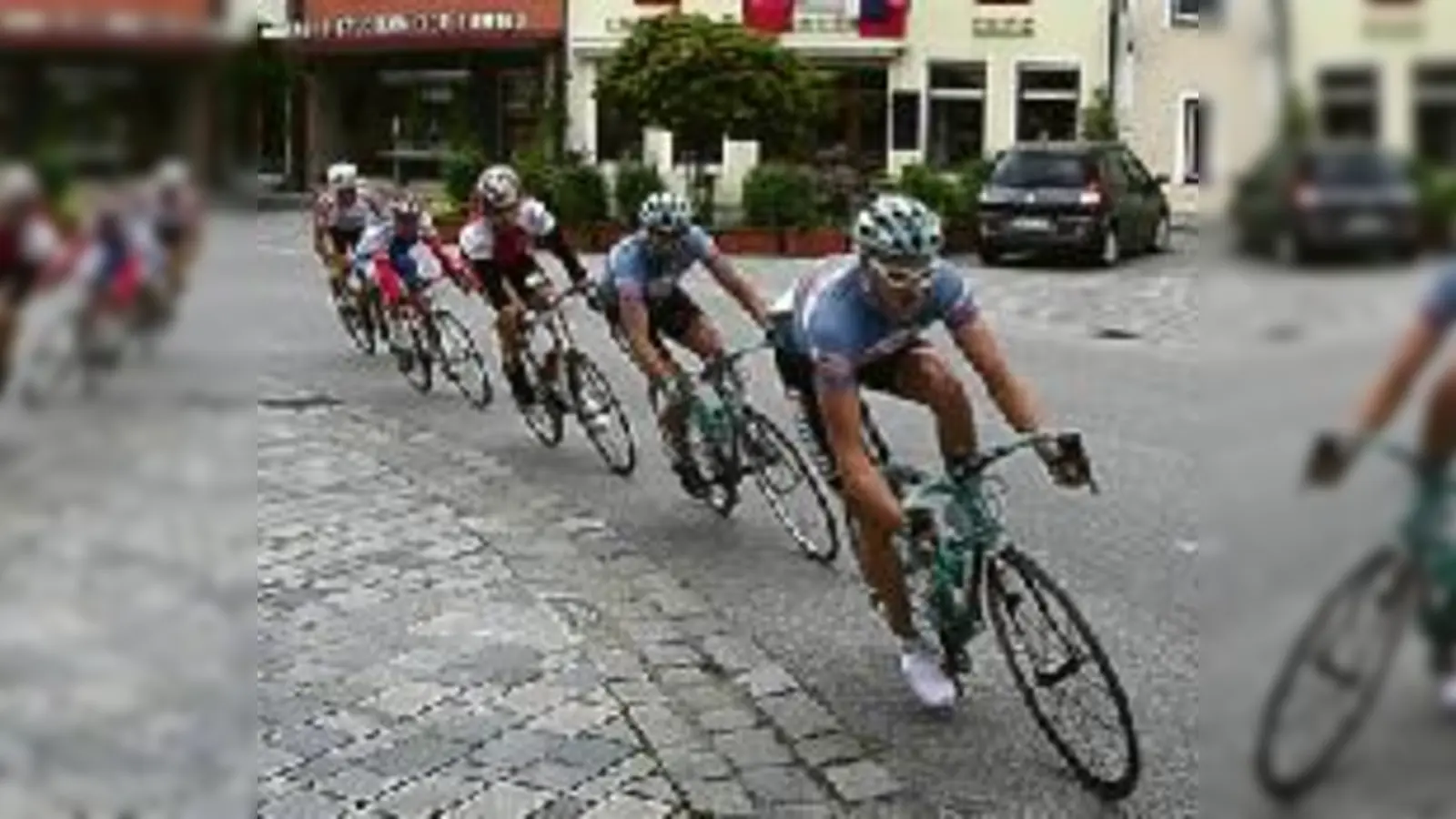 Die Spitzengruppe, angeführt von Thorben Nilewski (vorne) und Florian Fromm (dahinter), Team Bianchi  (Store.F.: Privat)