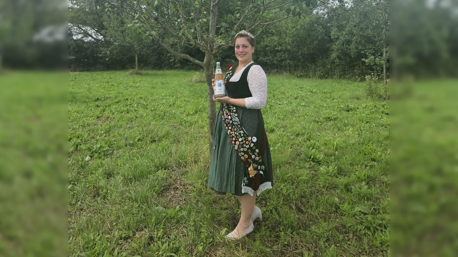 „Es kommt nicht drauf an, dass der Apfel schön ist, er muss nur schmecken”, sagt Apfelkönigin Sophie. (Foto: "Unser Land")
