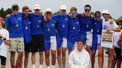 Der Ruder-Achter des Gymnasiums Starnberg qualifizierte sich für das Bundesfinale von Jugend trainiert für Olympia. (Foto: Gymnasium Starnberg)