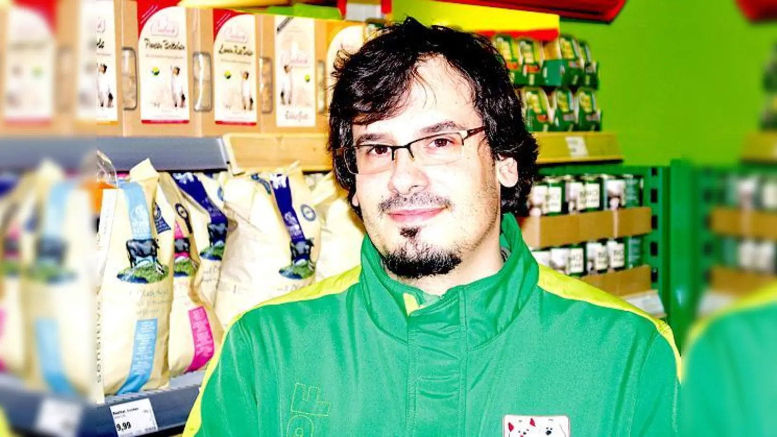 Carsten Krengel  der Filialleiter des neues Fressnapf-Marktes in Ismaning.	 (Foto: Fressnapf)