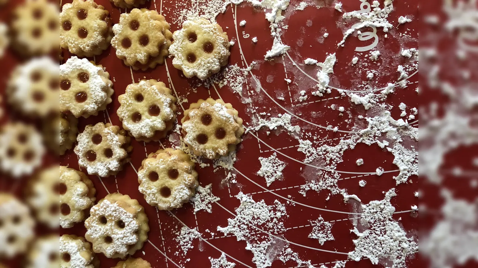 Bestimmt gibt es auch Plätzchen beim Weihnachtsmahl für Bedürftige in Nymphenburg und im Hasenbergl.  (Foto: cba)