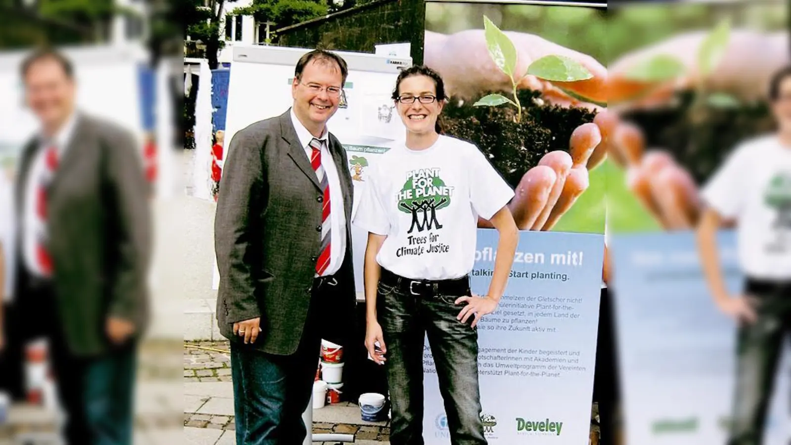 Bürgermeister Wolfgang Panzer und Ilona Emser von Develey freuen sich auf viele Teilnehmer bei der Plant-for-the-Planet-Akademie.   (Foto: Privat)