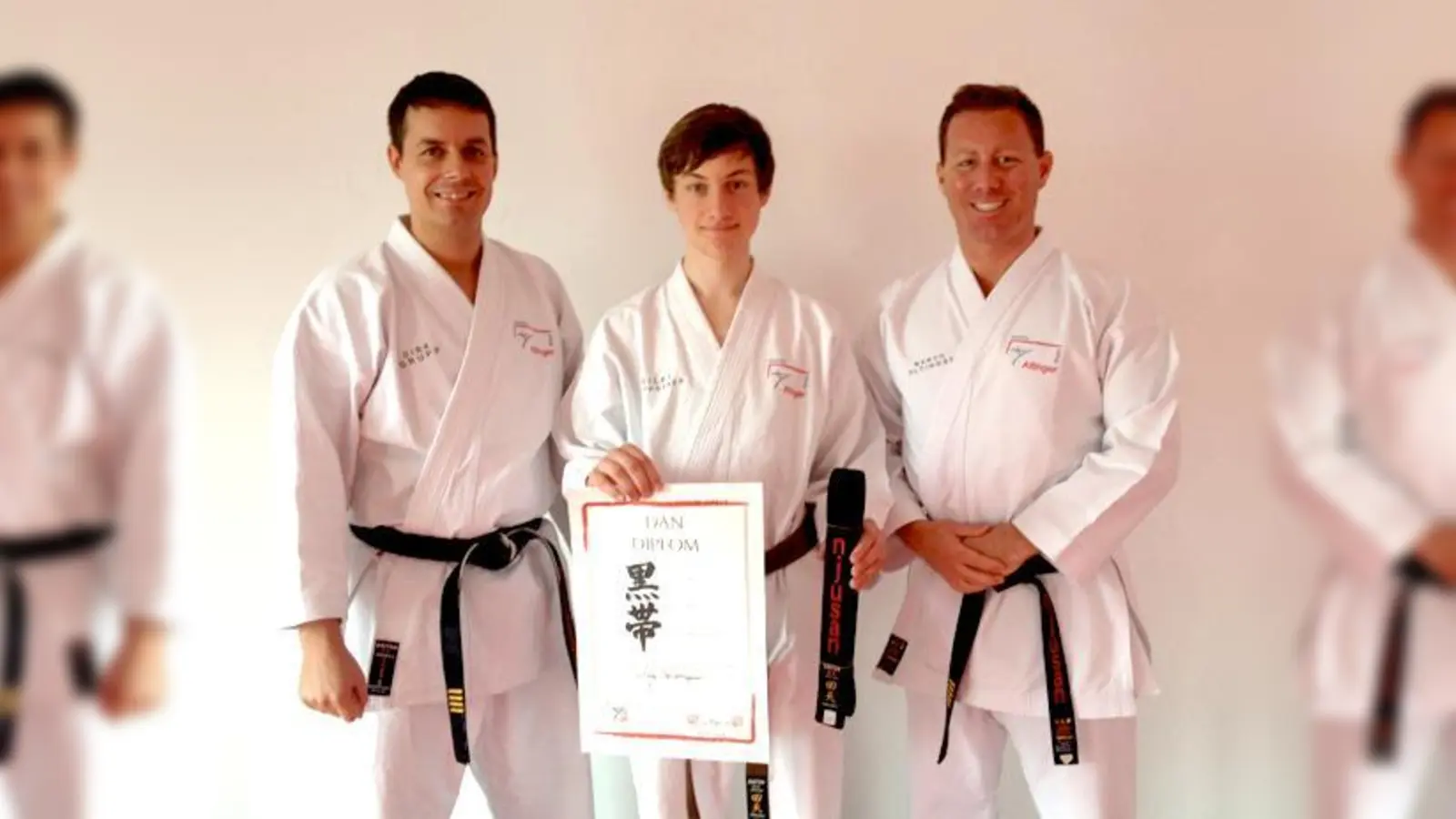 Dirk Grupp, Silas Rathgeber und Marco Altinger freuen sich über die sportlichen Erfolge.	 (Foto: VA)