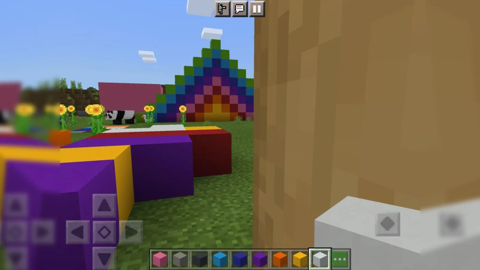 Durch Wände gehen oder fliegen wie Superman - all das ist möglich beim Minecraft Winterspecial.  (Foto: Quax)