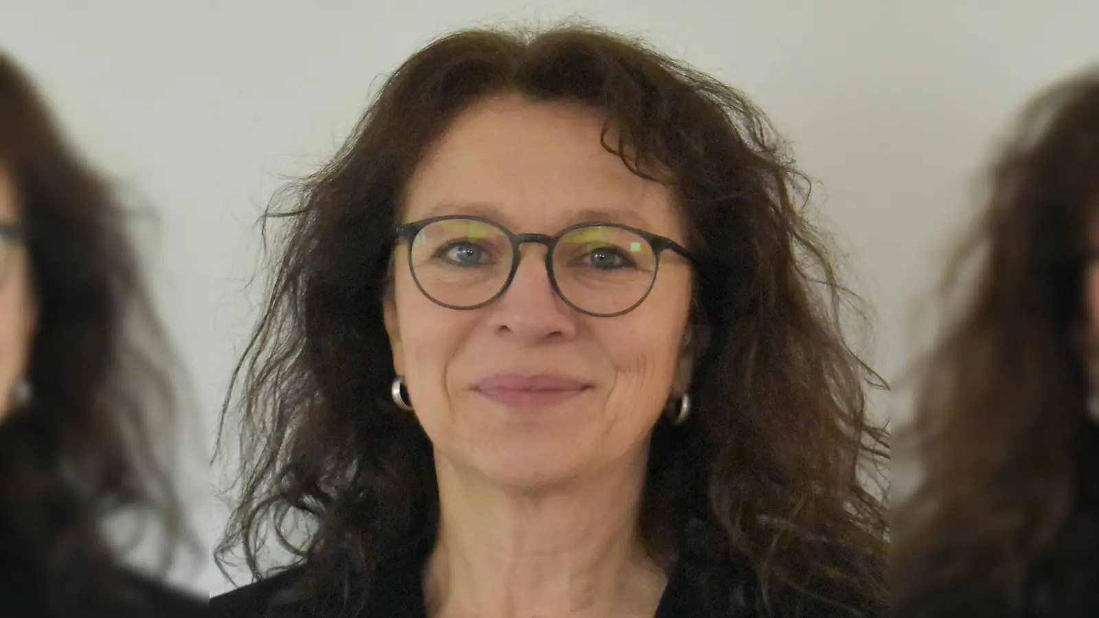 „Kunstwerk des Monats”: Die Künstlerin Angelika Hoegerl stellt in Berg aus. (Foto: privat)