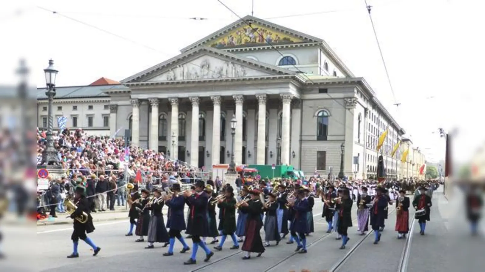 Am Sonntag, 21. September, findet ab 10 Uhr wieder der traditionelle Trachten- und Schützenumzug durch München zur Theresienwiese statt.	 (Foto: Georg Rittler)