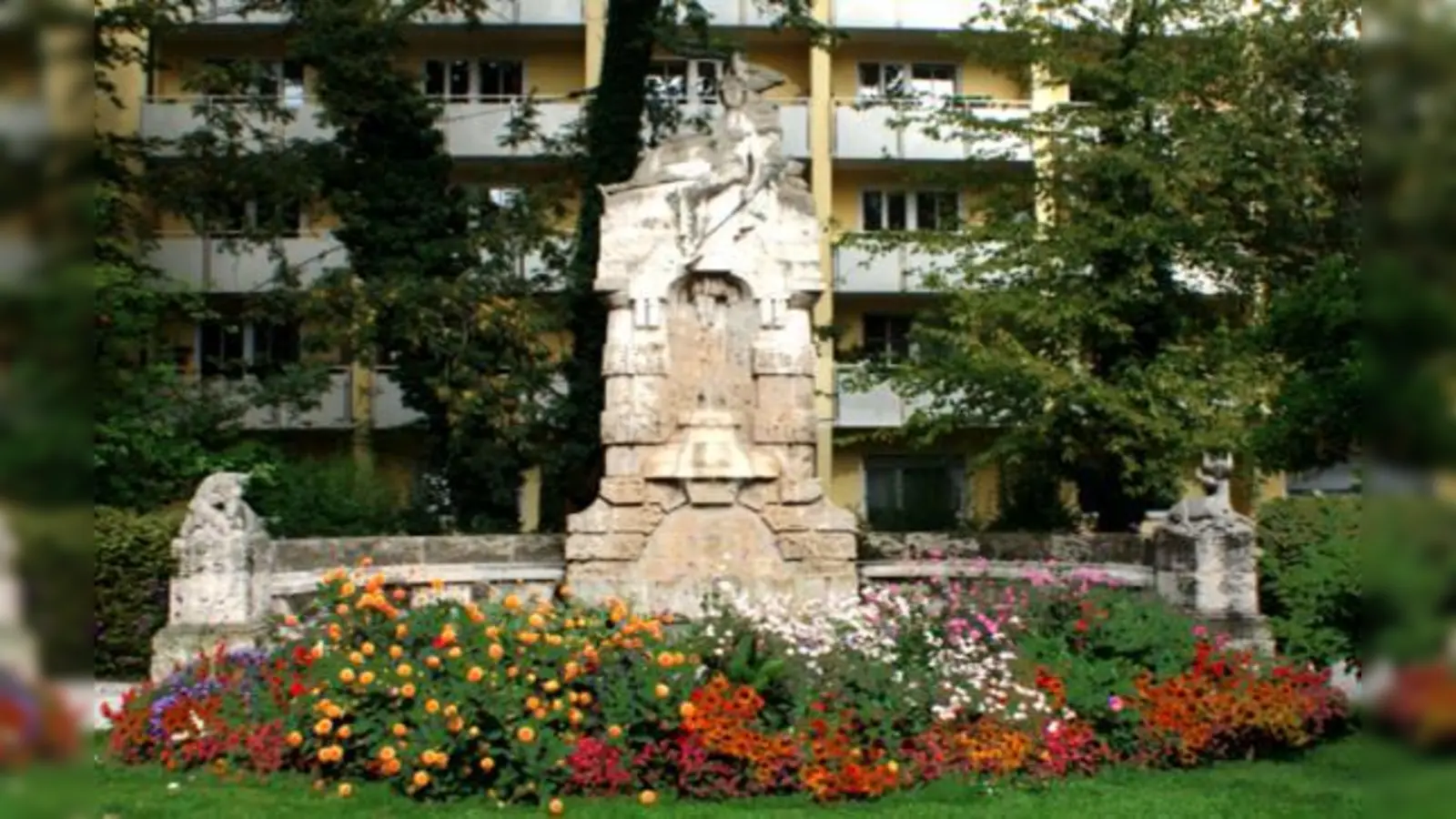 Immer noch imposant: der Diana-Brunnen am Kufsteiner Platz.	 (Foto: privat)