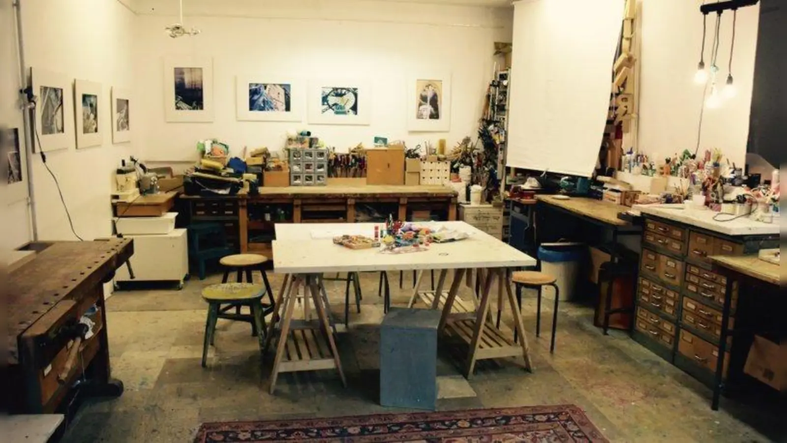 In der AtelierWerkstatt im MachWerk kann kreativ gearbeitet werden: malen, werken, filzen, gestalten, upcyclen, basteln... (Foto: MachWerk e.V.)