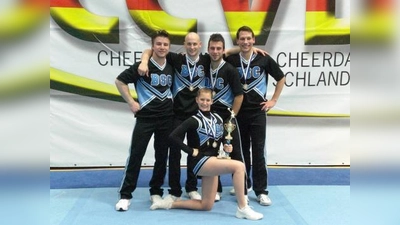 Süddeutsche Vizemeister wurden (v.l.) Tobias Mayer, Felix Paul, Jakob Ostermeier, Dave Mann und Manuela Schäufler. (Foto: pi)