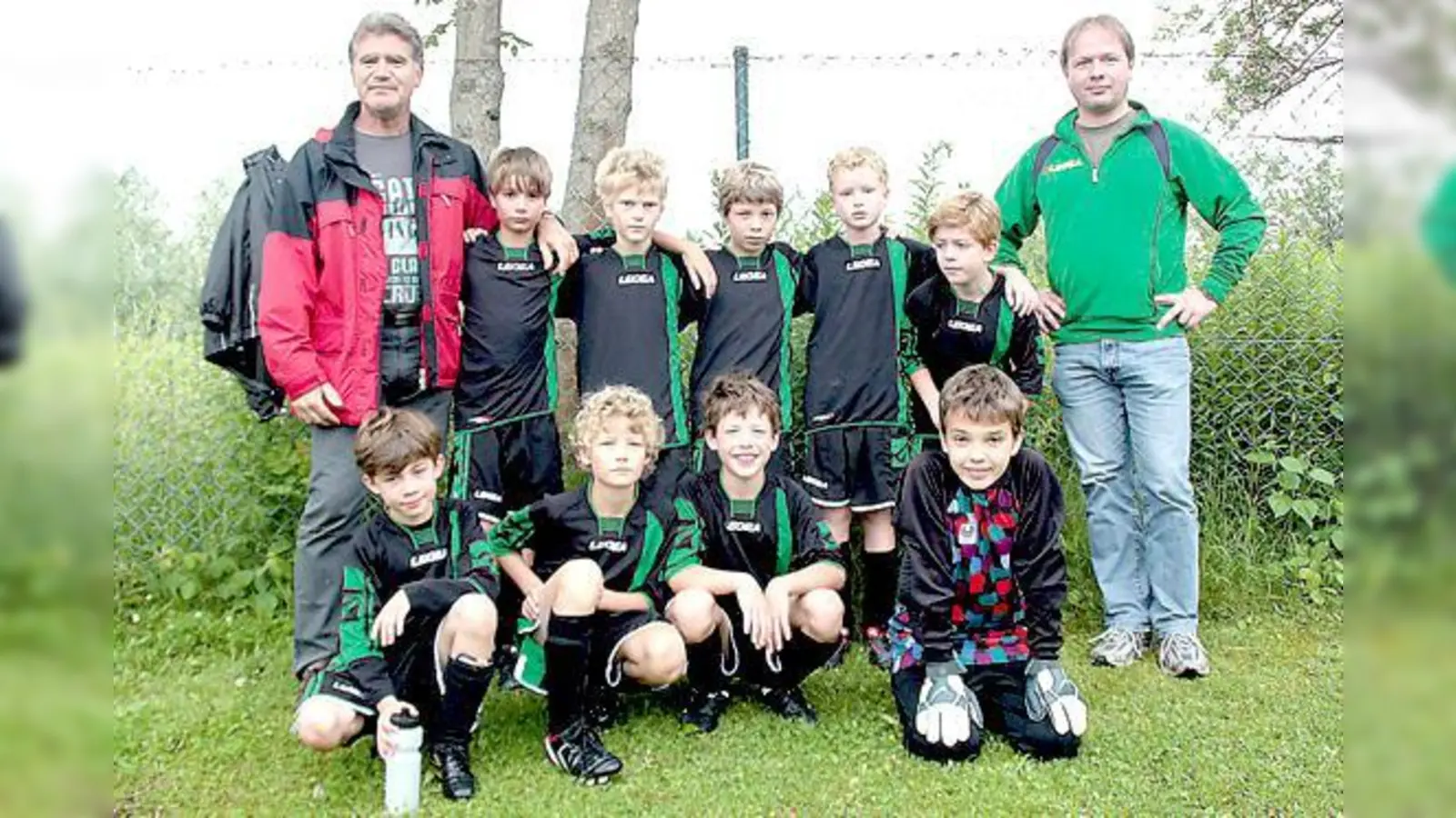 Am Ende waren sie müde von den zahlreichen Spielen in zwei Turnieren: die E1.	 (Foto: VA)