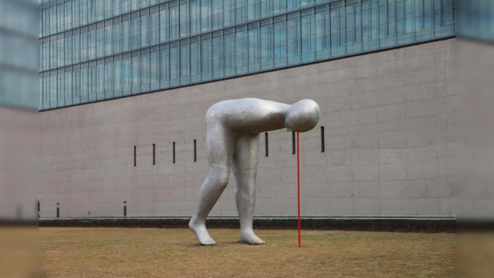 Am Samstag, 30. März, zeigt Stattreisen um 13 Uhr den Münchner Skulpturenpark vor dem Ägyptischen Museum, Gabelsbergerstraße 35. (Foto: Petra Wucher)