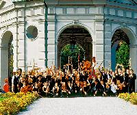 Das Münchner Jugendorchester und der Caritasverband unterstützen Ausländer in München.Foto: Junge Philharmonie