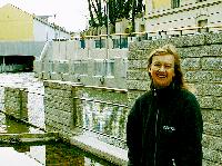 Bettina Messinger, hier Am Neudeck, schwärmt vom Sandburgenbauen am Kegelhof.	Fotos: Privat