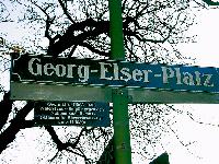 Hella Schlumberger möchte, dass der Georg-Elser-Platz in der Maxvorstadt bleibt. 	Foto: rme