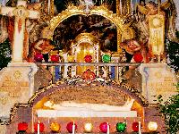 Fast 60 Jahre auf dem Speicher: Das Heilige Grab aus St. Sylvester.	Foto: aw