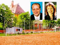 In zwei Jahren soll hier ein Hort stehen  die Stadträte Diana Stachowitz (SPD) und Guido Gast (CSU) freuen sich über diese Entwicklung.	Fotos: aw, CSU, Archiv