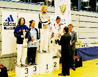 Dritter Platz für die 29-jährige Karin Ruckdäschel (links) vom ESV München-Ost beim Taekwondo-Turnier »German Open«. 	Foto: Verein