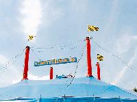 Literatur, Lindy Hop und Lederhose: Jung und Alt, Brauchtum und Internationales gehen bei der Stadtteilwoche eine unterhaltsame Melange ein – sicher auch in Trudering-Riem und Berg am Laim 2005. Zentraler Veranstaltungsort wird ein blaues Zelt mit 700 Plä
