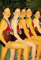 Präsentieren stolz ihre Medaillen: Die Münchner Isarnixen waren erfolgreich auf der Bayerischen Meisterschaft.	Foto: Isarnixen