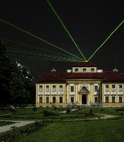 Von Schloss Lustheim aus weisen ab morgen grüne Laserstrahlen den Weg historisch überlieferter Sichtachsen.	Foto: Bayerische Schlösserverwaltung