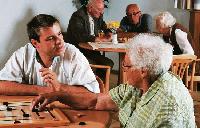 Trend in die richtige Richtung: Siegfried Nadler ist überzeugt, dass Seniorenwohngemeinschaften wie diese eine Möglichkeit sind, der Pflegekrise zu entgehen. Foto: Münchenstift