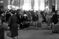 Sie verursachten das Italien-Fieber: Die Menschen, die 1955 in München eingewandert sind.
	Fotos von ihnen sind derzeit in der Pasinger Fabrik zu sehen.